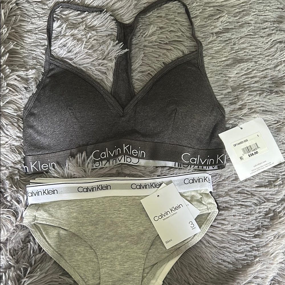 NWT size S girl bundle Calvin Klein Black and Gray Bralette Intimates Collection - Picture 4 of 8